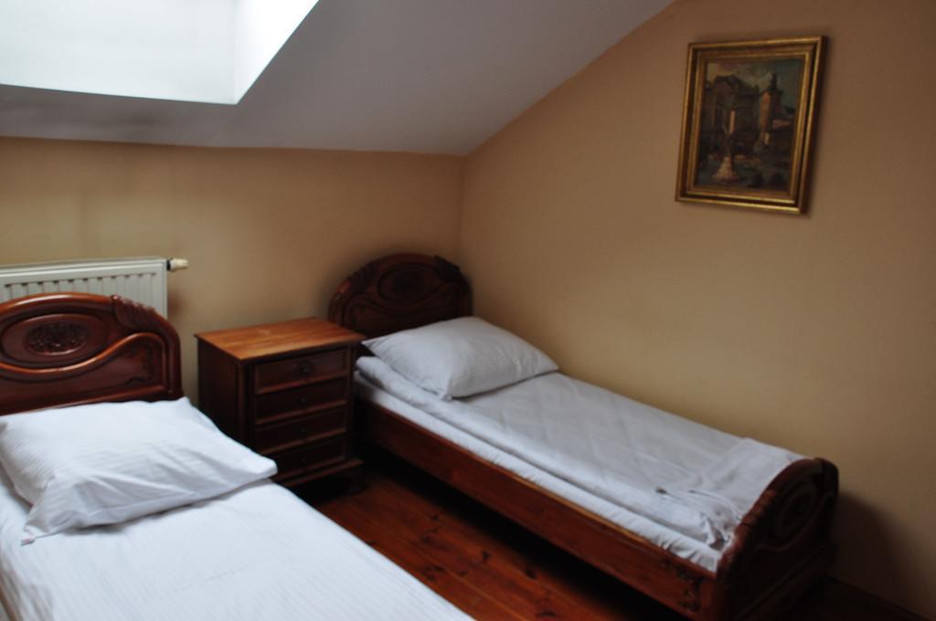 Ostoya Inn & Granary Jasionka Habitación foto