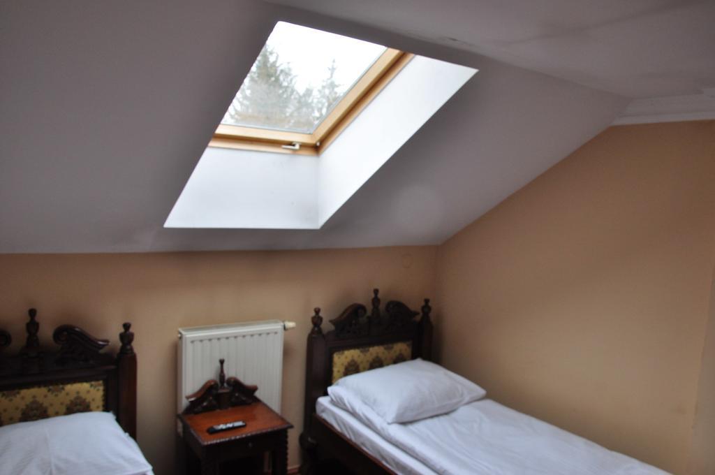 Ostoya Inn & Granary Jasionka Habitación foto