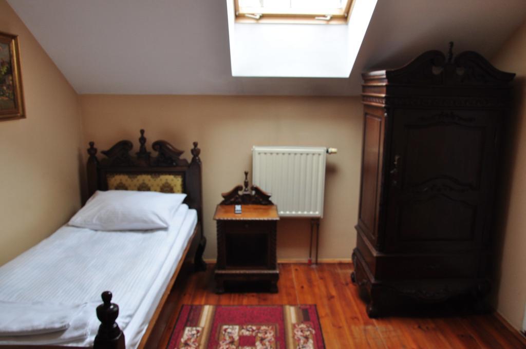 Ostoya Inn & Granary Jasionka Habitación foto