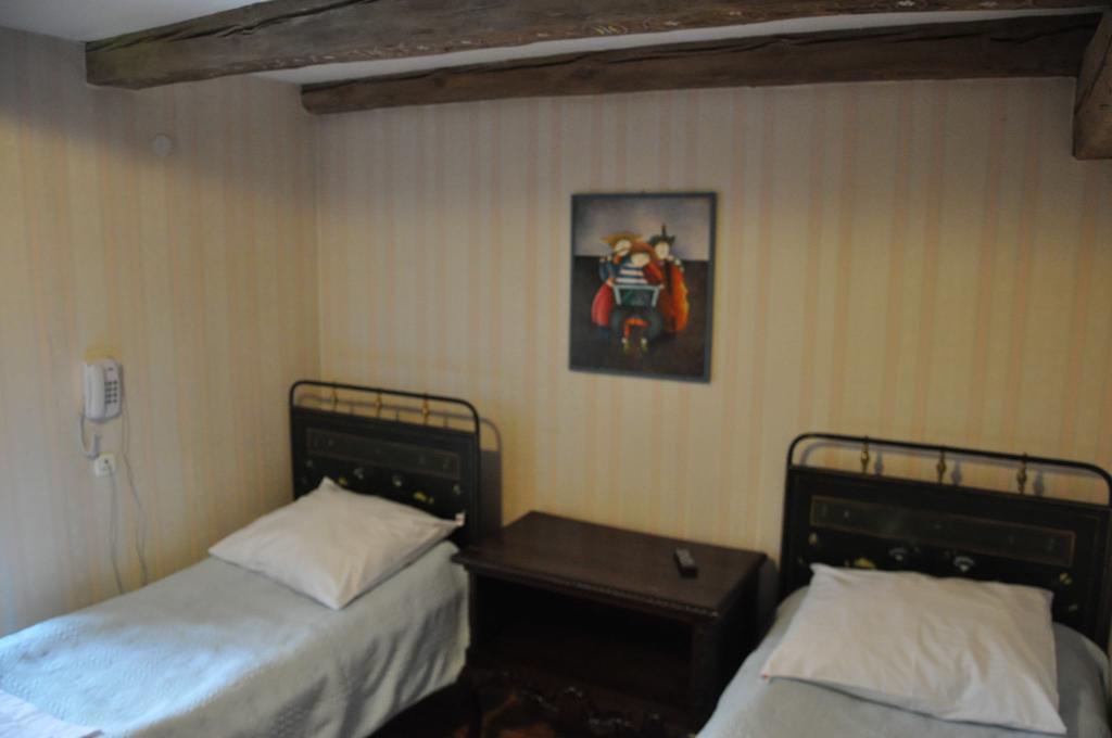 Ostoya Inn & Granary Jasionka Habitación foto