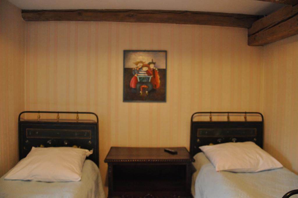 Ostoya Inn & Granary Jasionka Habitación foto
