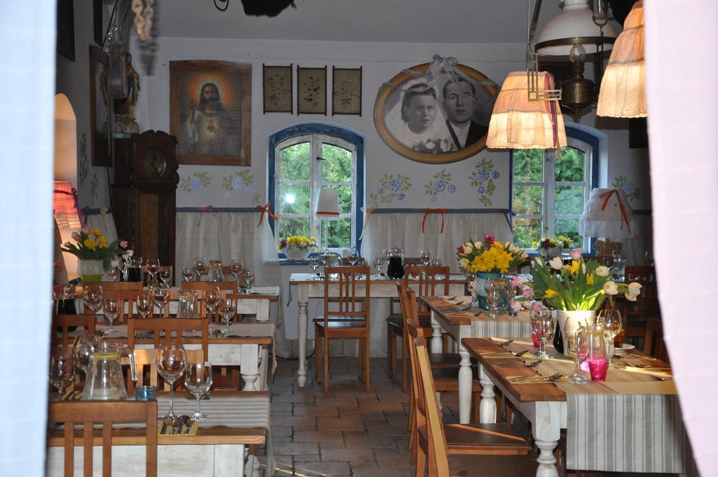 Ostoya Inn & Granary Jasionka Exterior foto