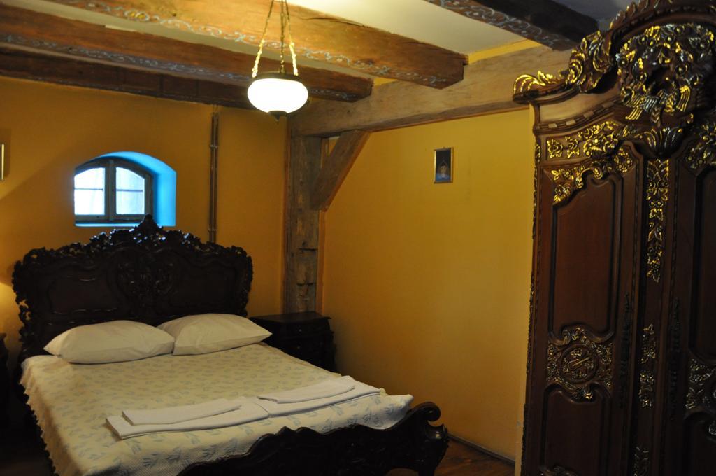 Ostoya Inn & Granary Jasionka Habitación foto