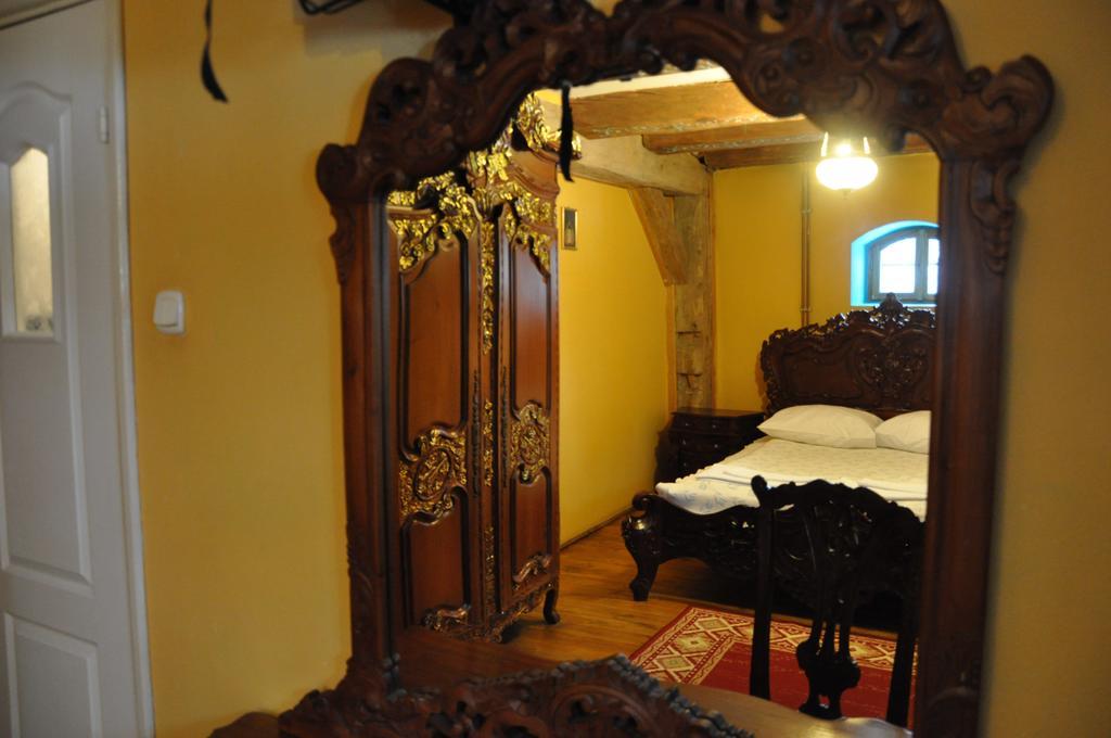 Ostoya Inn & Granary Jasionka Habitación foto