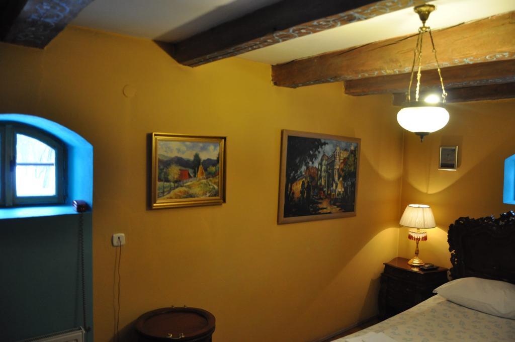 Ostoya Inn & Granary Jasionka Habitación foto
