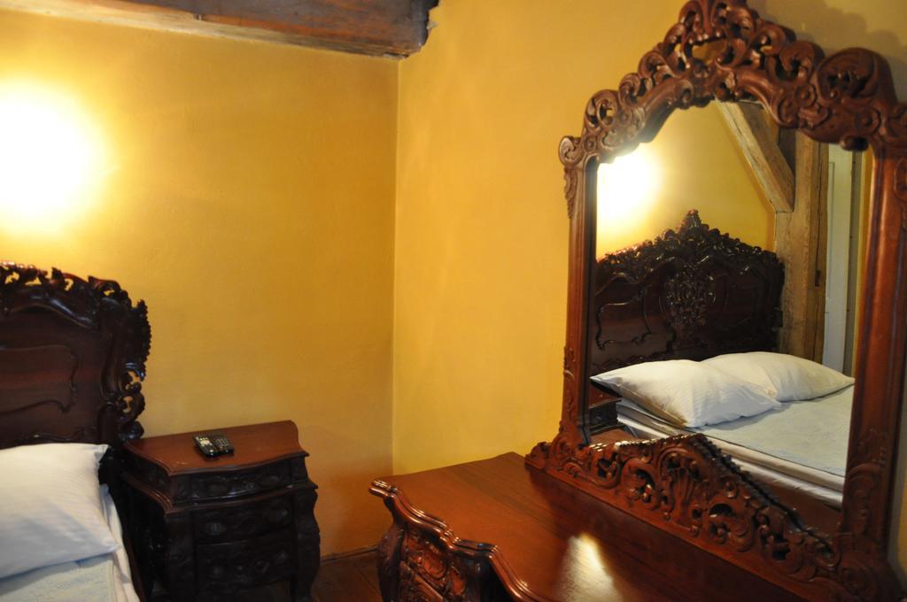 Ostoya Inn & Granary Jasionka Habitación foto