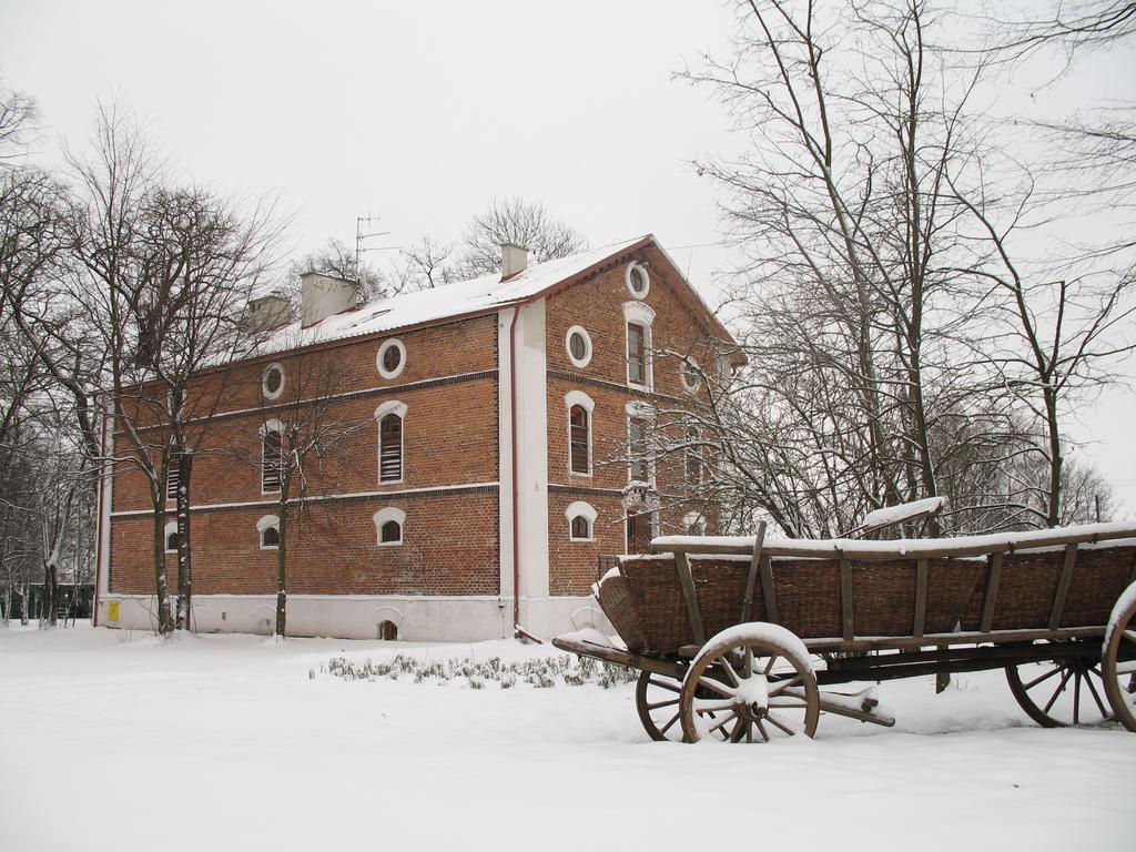 Ostoya Inn & Granary Jasionka Exterior foto